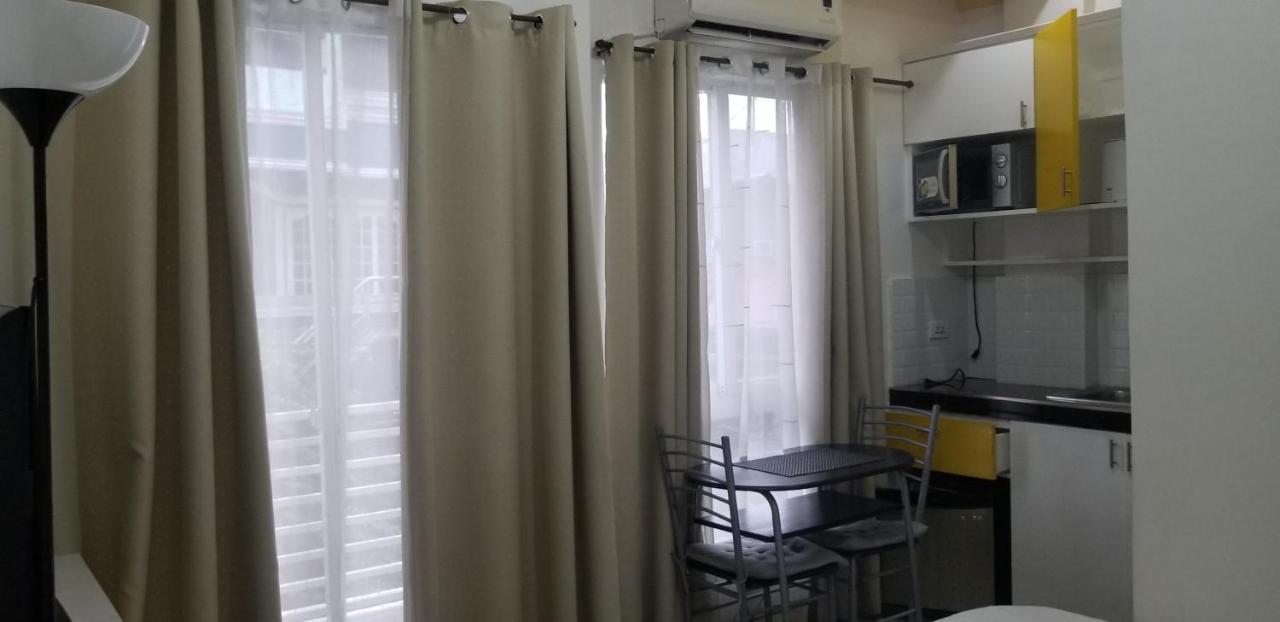 Innsite Room Rentals Pasay Exterior photo